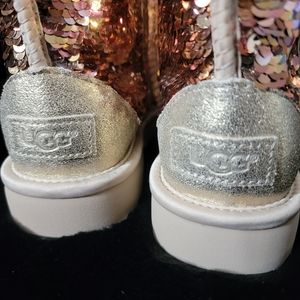 UGG Classic Short Sequin Women/Adult shoe